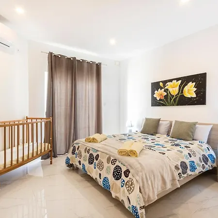H3 - Modern And Spacious 3 Bedroom Apartment San Gwann Exterior photo