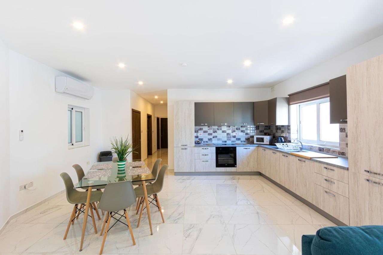 H3 - Modern And Spacious 3 Bedroom