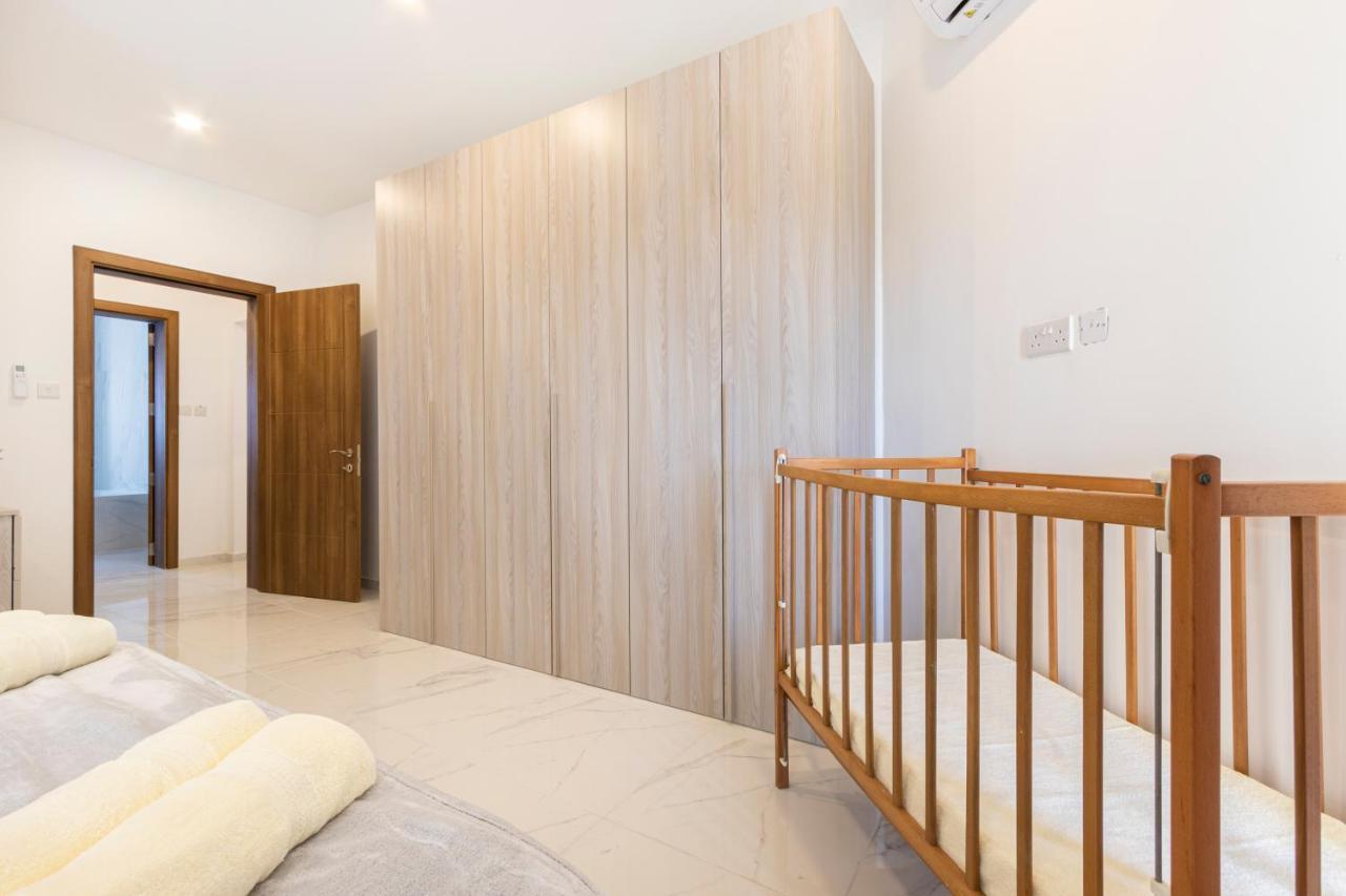 H3 - Modern And Spacious 3 Bedroom