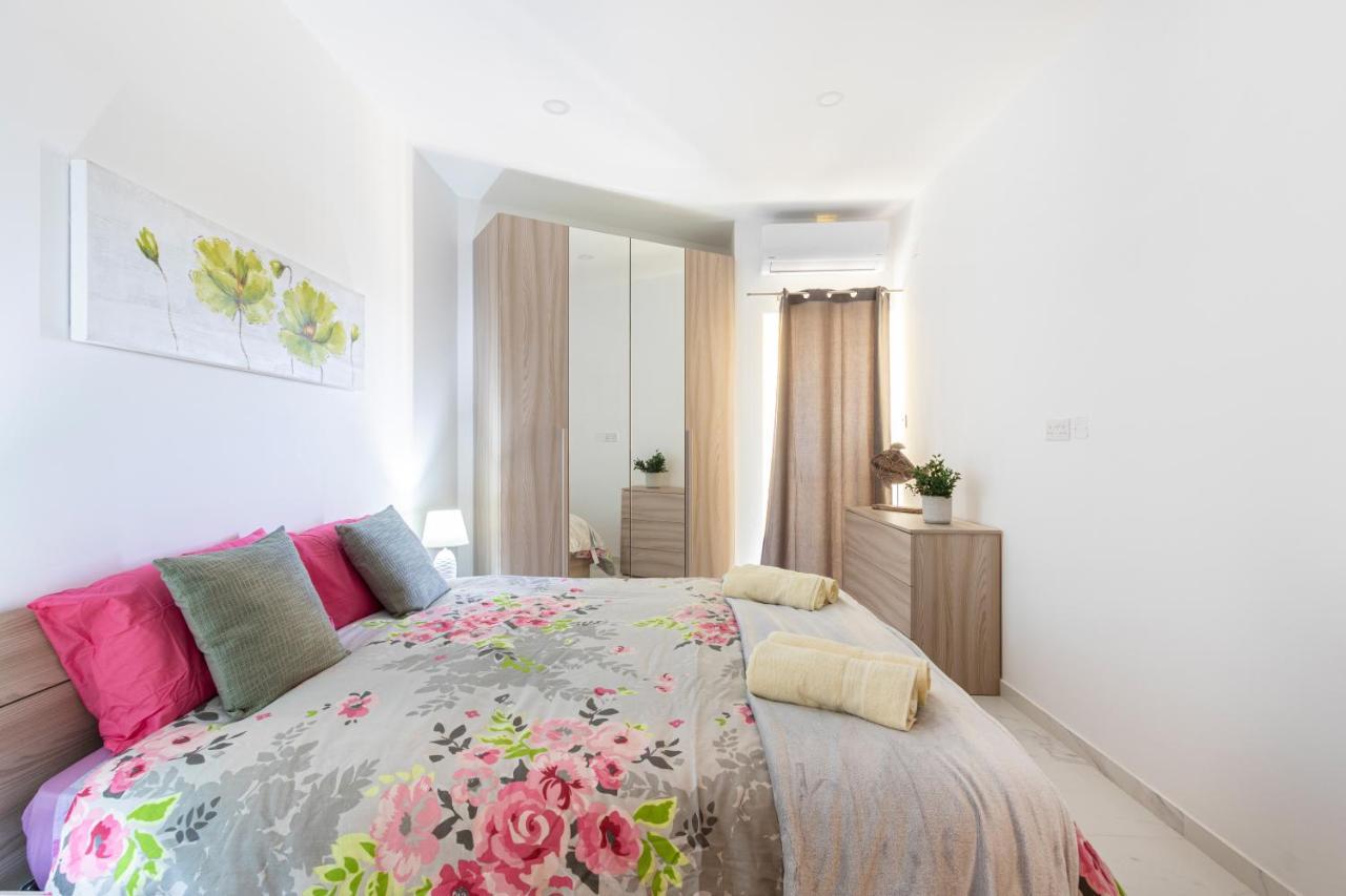 H3 - Modern And Spacious 3 Bedroom *