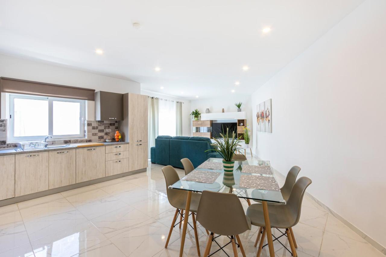 Apartment H3 - Modern And Spacious 3 Bedroom San Gwann