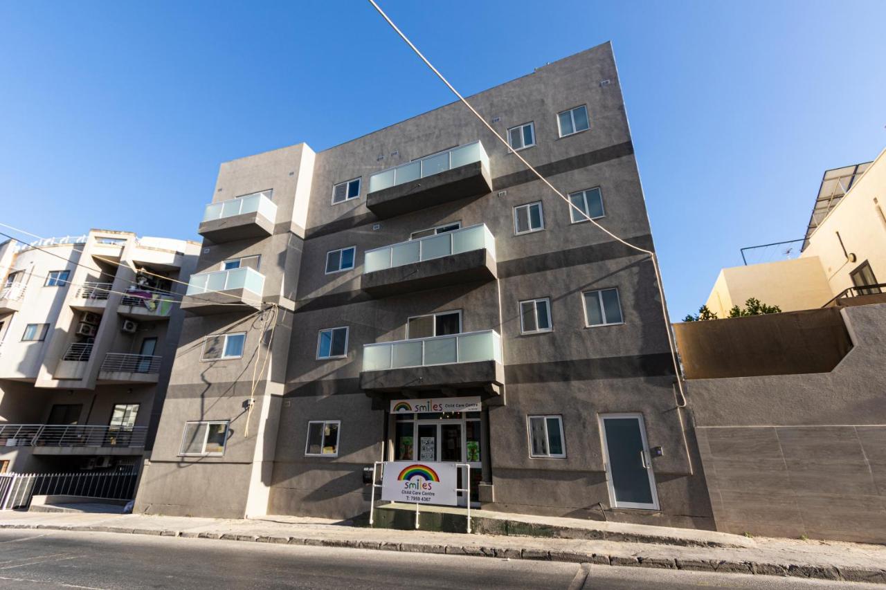 H3 - Modern And Spacious 3 Bedroom Apartment